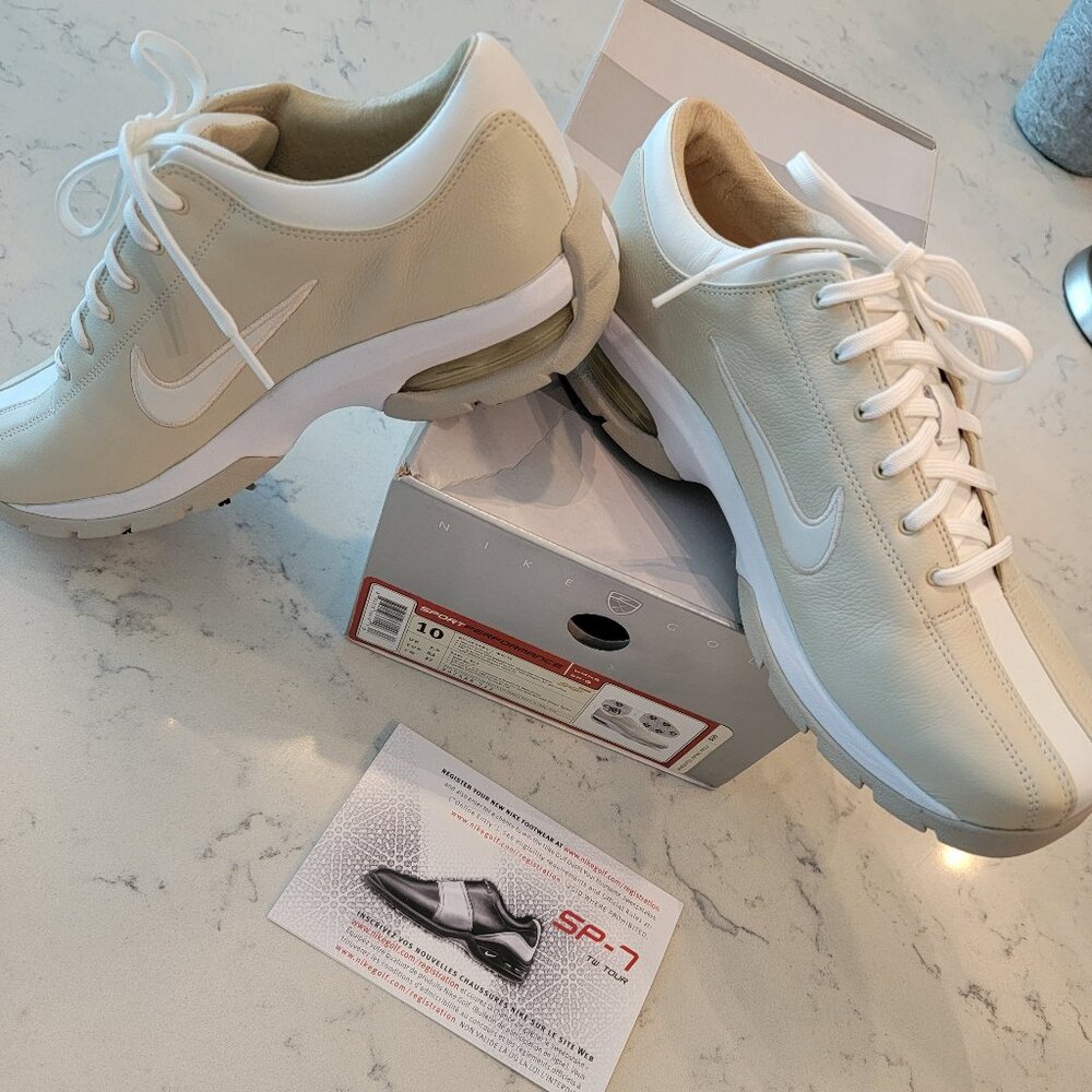 *NEW* Nike Golf Shoes Women's Size 10